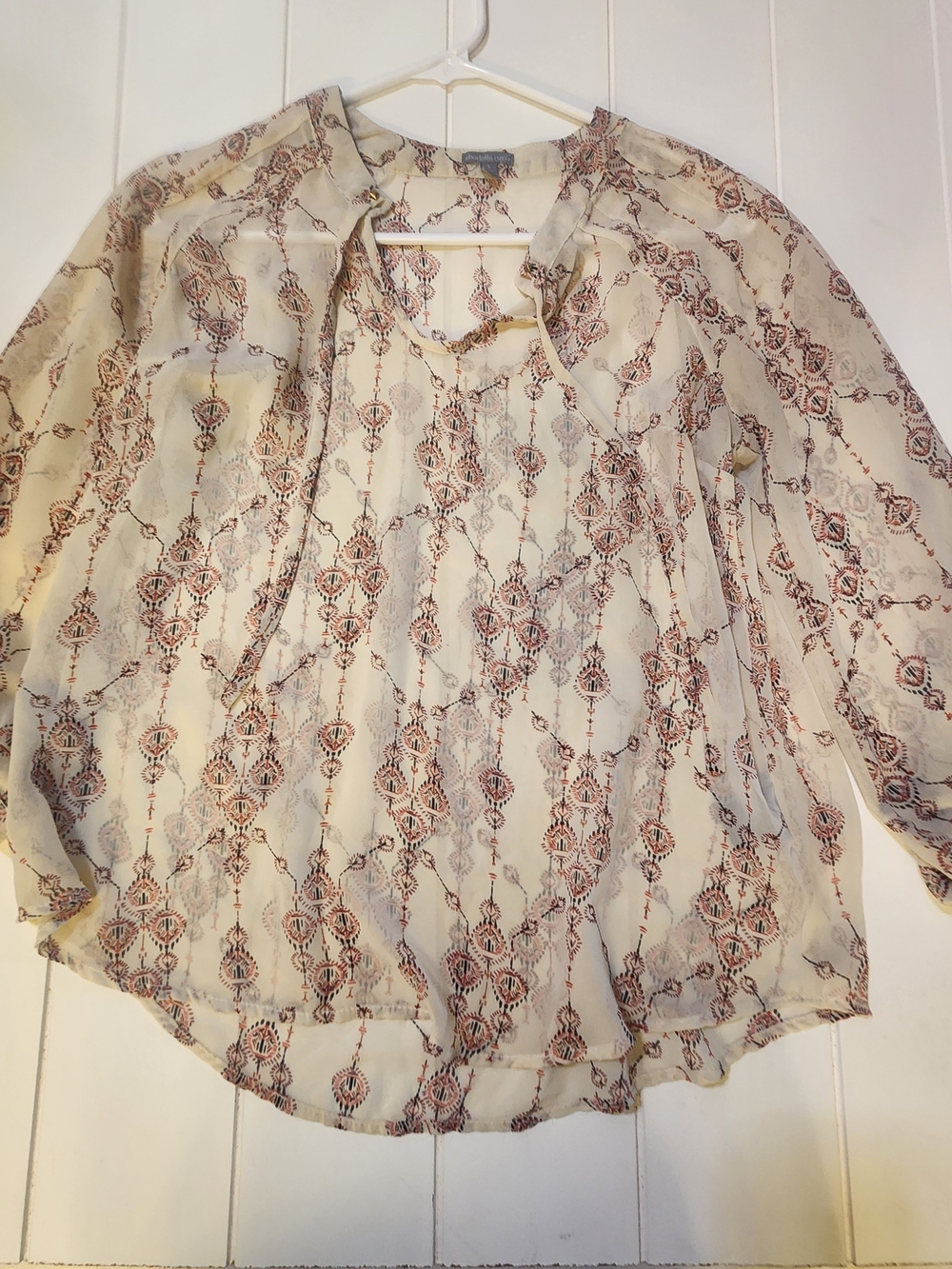 Charlotte Russe Cream Printed Long-Sleeve Blouse with Rust Motif